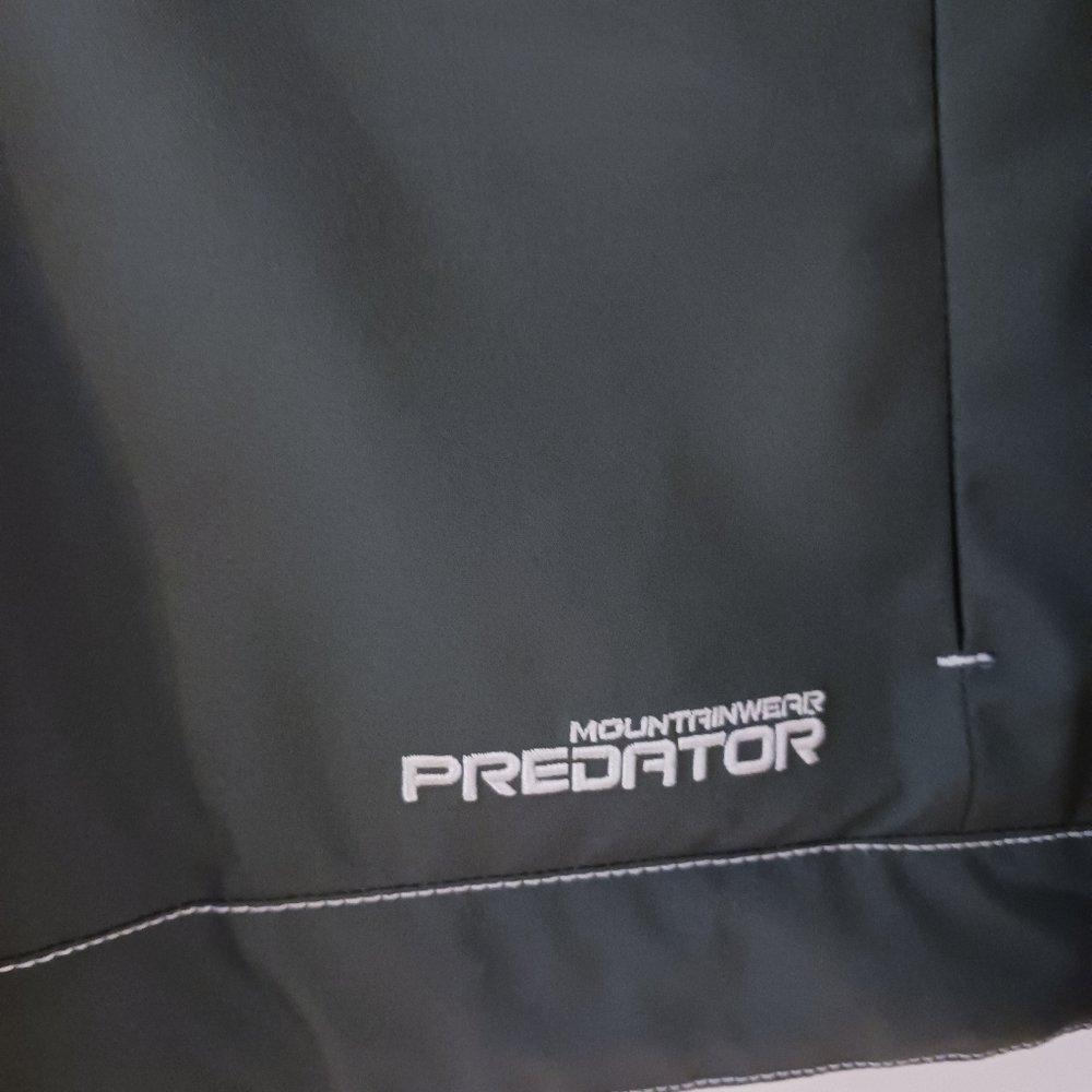 Predator Performance Mountainwear Jacket - image 4